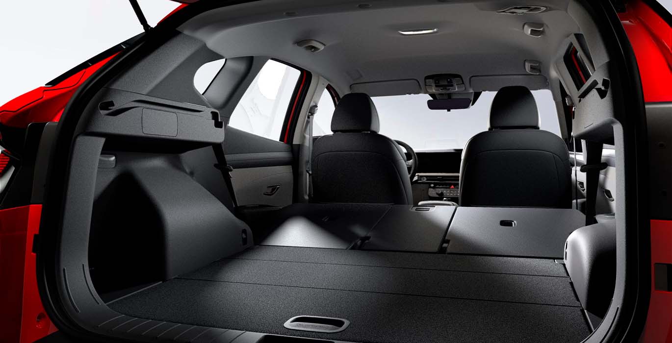 Hyundai Tucson FL 1.6T 239CV HEV AT Klass 6 Hyundai Tucson FL 1.6T 160CV Klass interior trasera | Crazy Renting