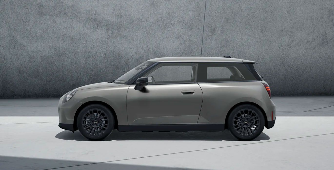 MINI Cooper E Essential 2 MINI Cooper E Essential exterior perfil | Crazy Renting