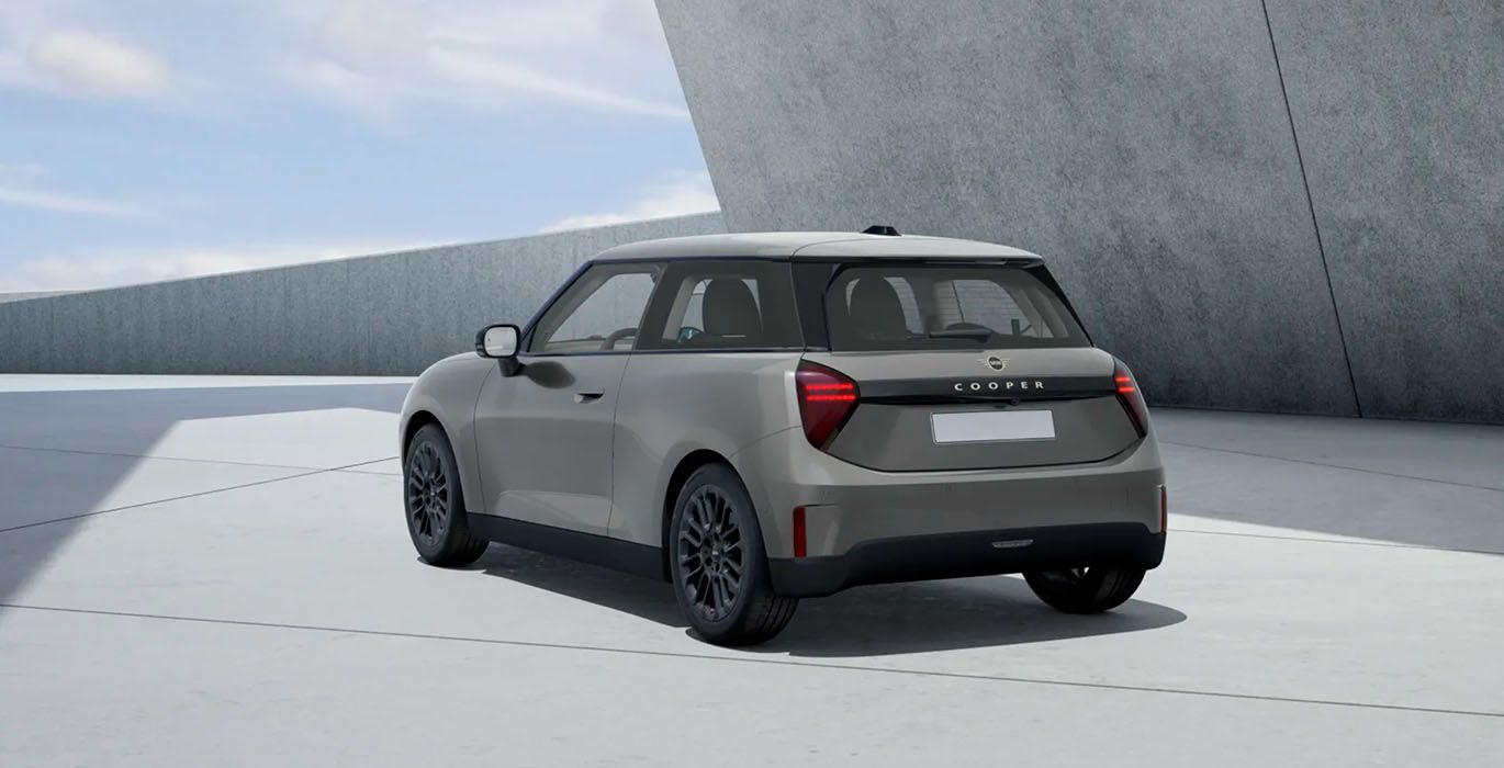 MINI Cooper E Essential 3 MINI Cooper E Essential exterior trasera | Crazy Renting