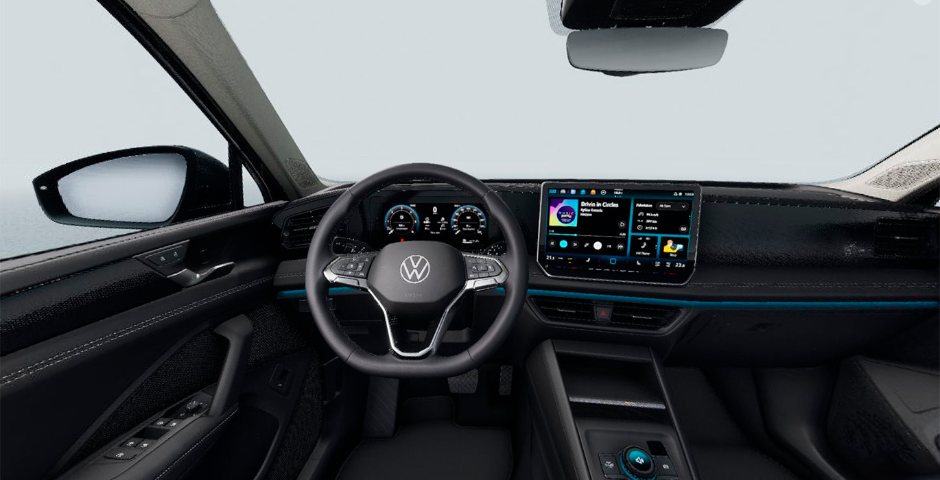 Volkswagen Tiguan Life 2.0 TDI DSG interior delantera | Crazy Renting