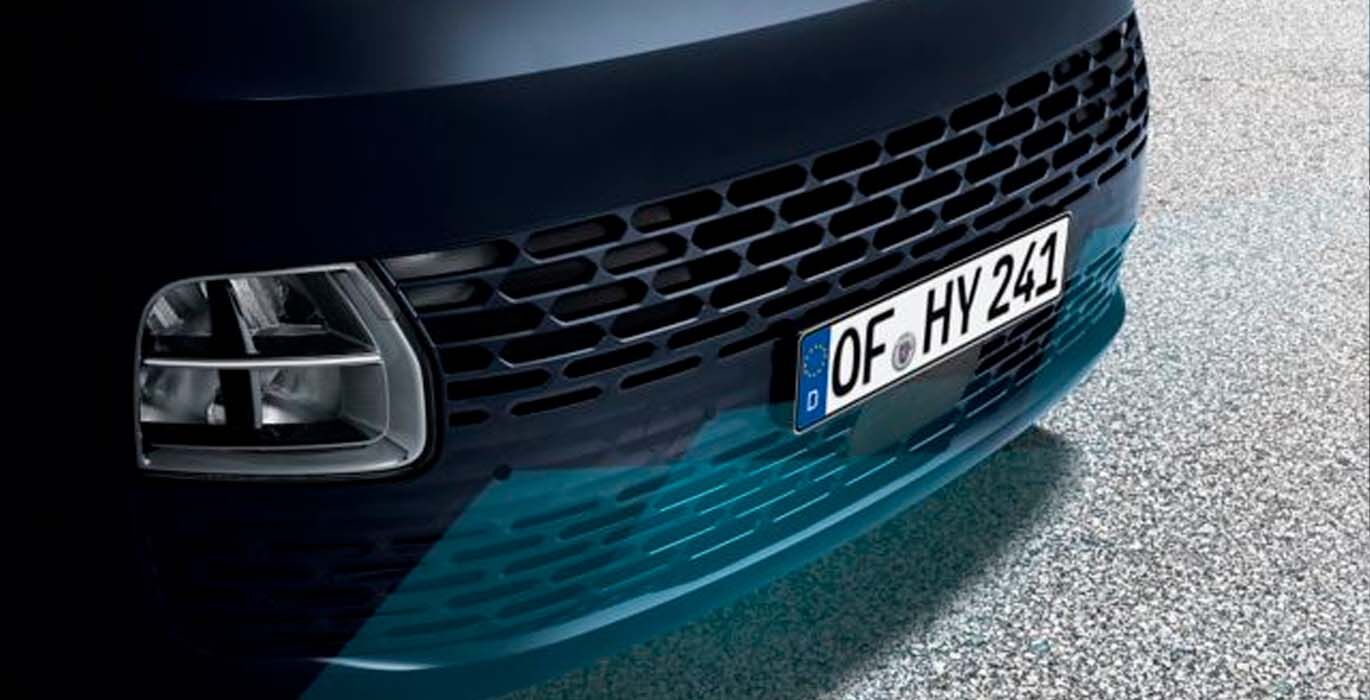 Hyundai Staria HEV 1.6TGDi 225cv Tecno 4 Hyundai Staria 2.2CRDi 177CV AT Maxx 9p exterior 3 | Crazy Renting