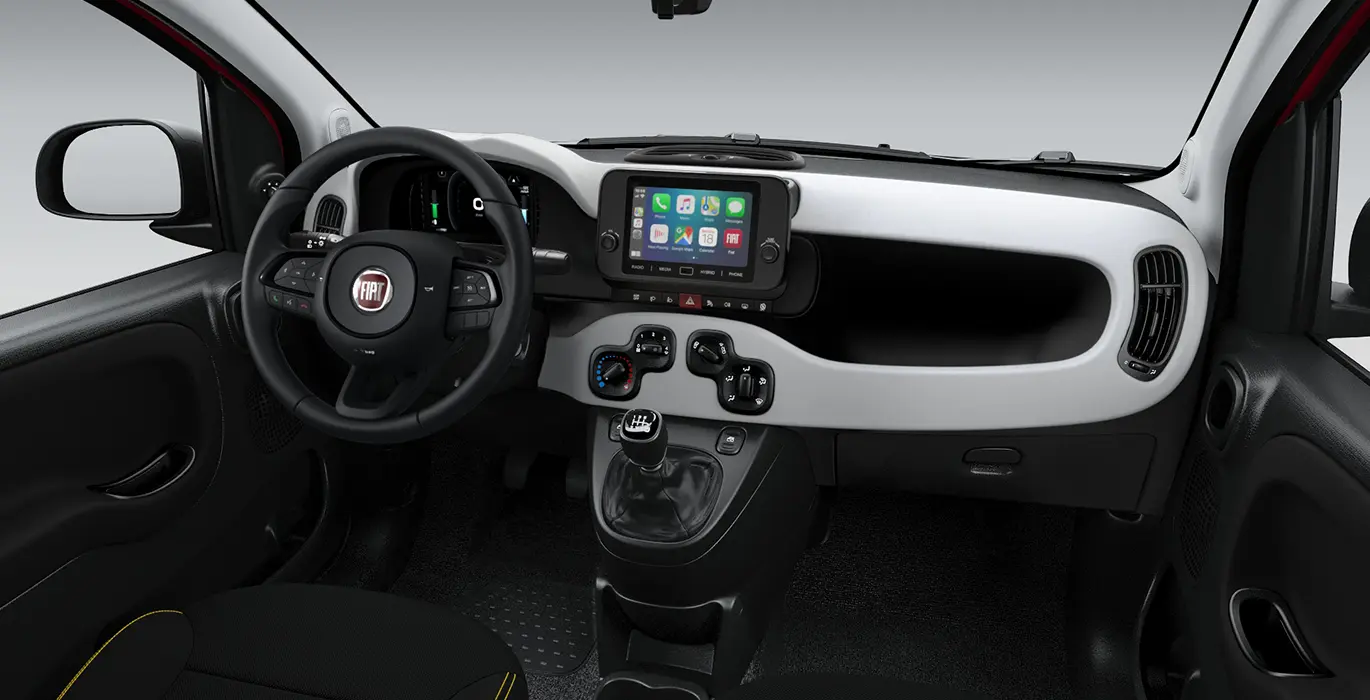 FIAT Panda Pandina 1.0 Hybrid 51kW 4 FIAT Panda Pandina 1.0 Hybrid 51kW interior delantera | Crazy Renting