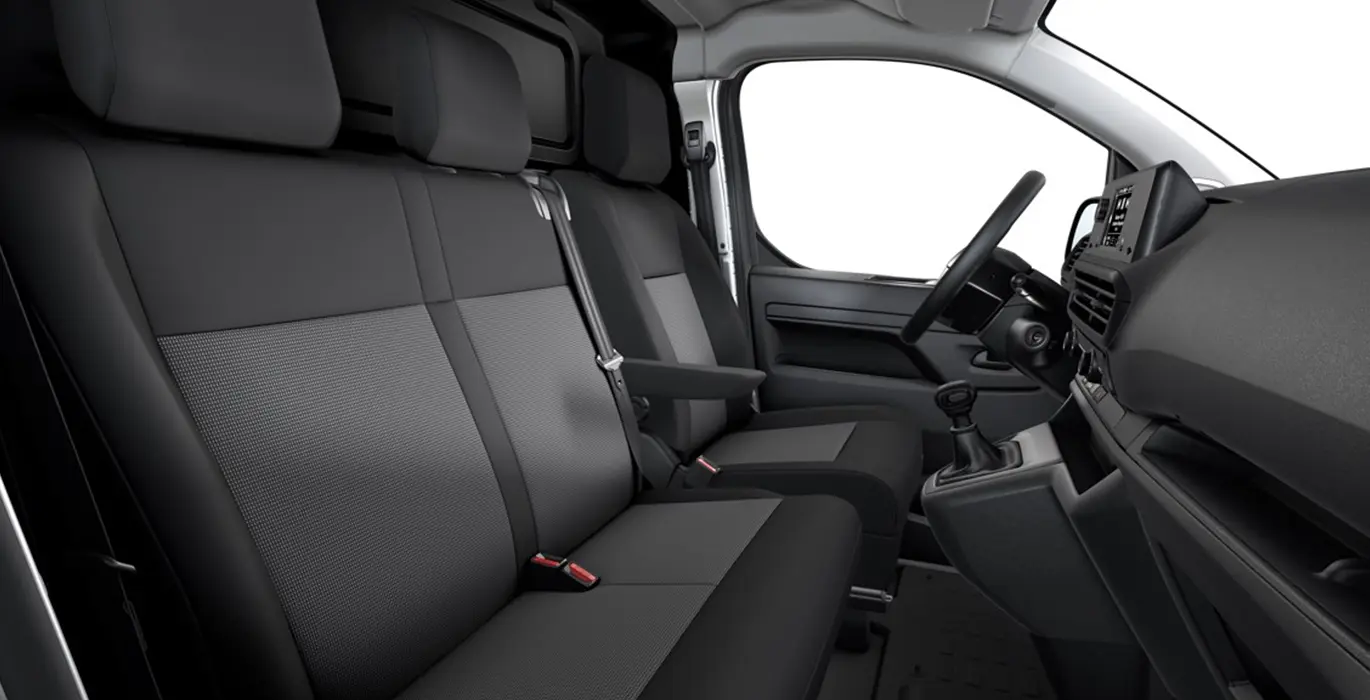 CITRÖEN Jumpy Furgón Talla M BlueHDi S&S 5 CITROEN Jumpy Furgon Talla M BlueHDi SS interior delantera II | Crazy Renting