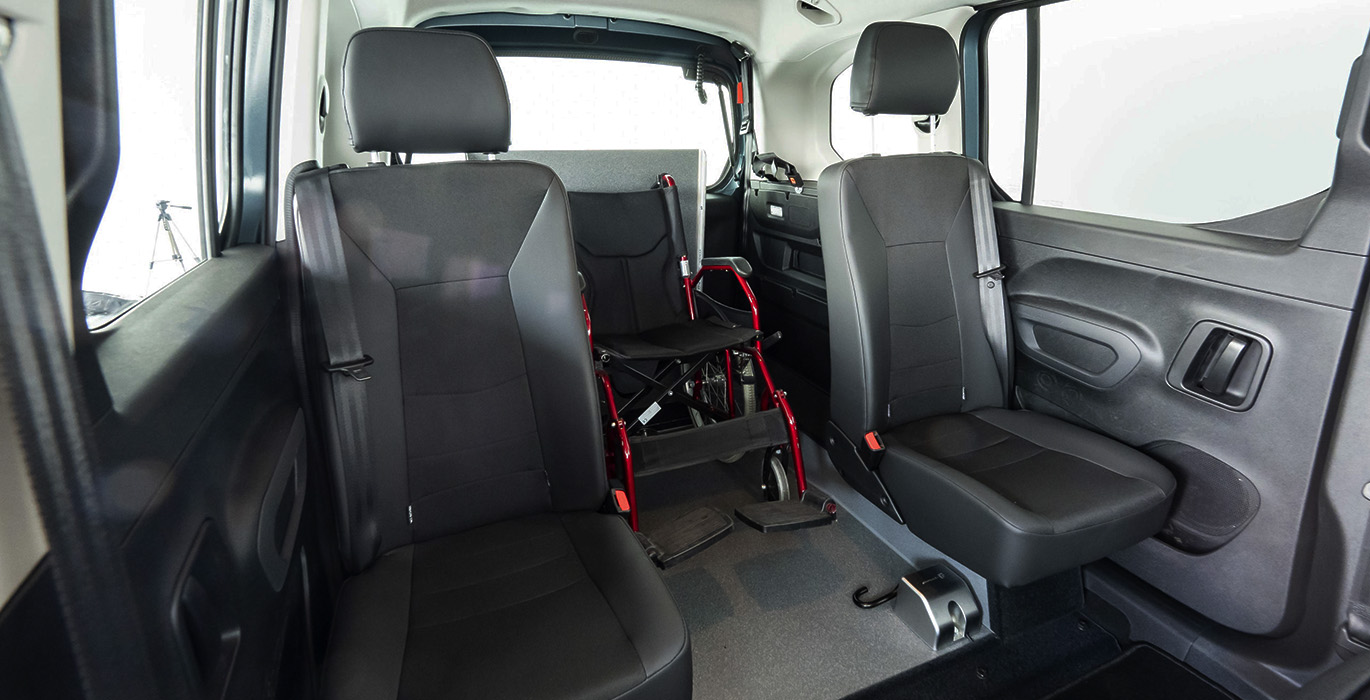 Citroen Berlingo Talla M BlueHDi 100 YOU L1 N1 Adaptado 5 Citroen Berlingo Talla M BlueHDi 100 YOU L1 N1 Adaptado interior silla | Crazy Renting