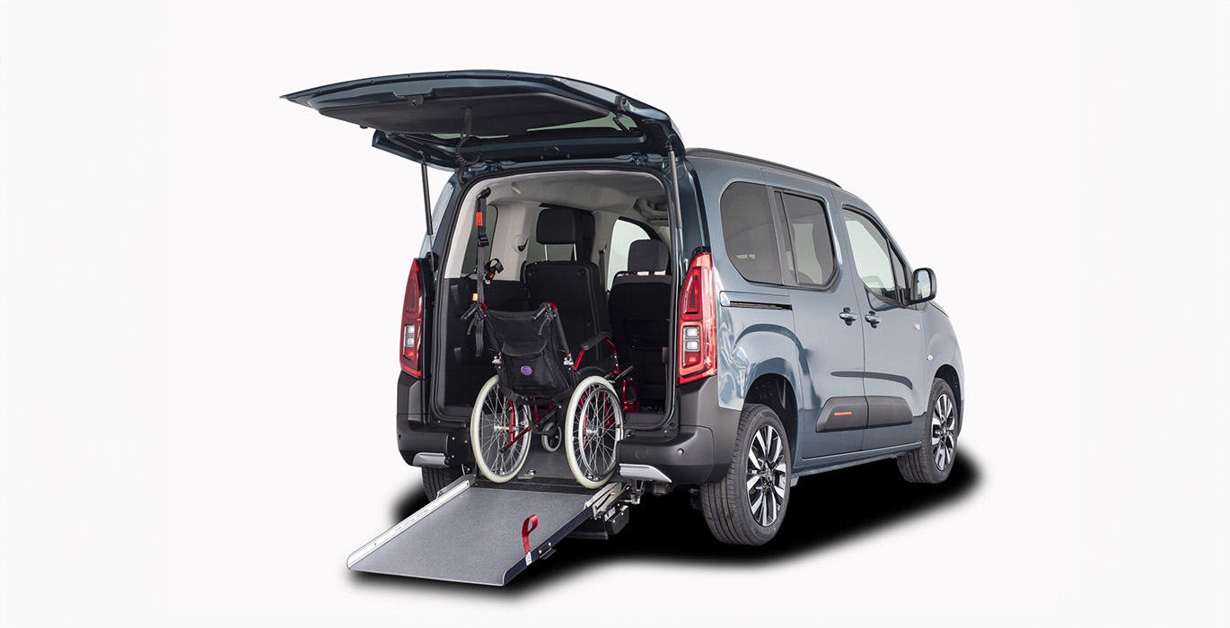 Citroen Berlingo Talla XL BlueHDi 100 YOU L2 N1 Adaptado 3 Citroen Berlingo Talla M BlueHDi 100 YOU L1 N1 Adaptado trasera | Crazy Renting