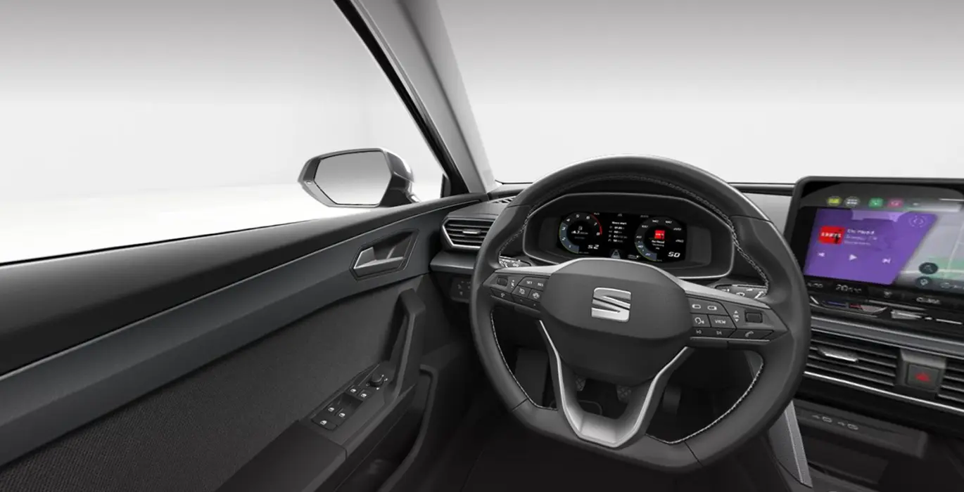 SEAT León 2.0 TDI Style XL 5 Seat Leon 1.5 eTSI DSG 7 SS Style XL interior delantera | Crazy Renting