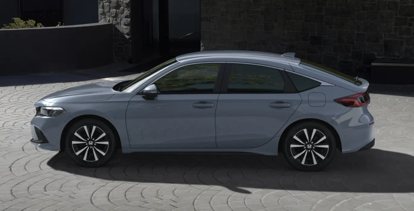 Honda Civic 2.0 i-MMD Elegance CVT 3 Honda Civic 2.0 i MMD Elegance CVT lateral | Crazy Renting