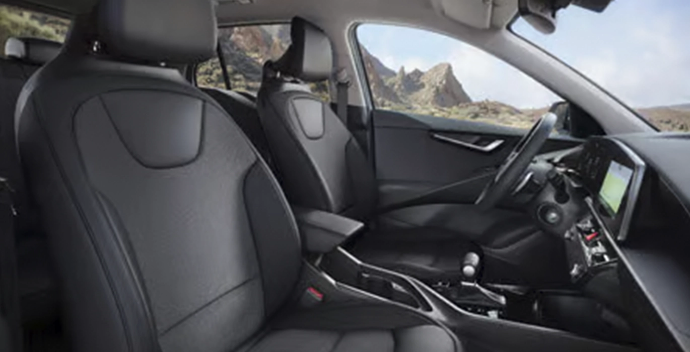 Kia Niro 1.6 GDi HEV 95kW Drive interior delantera | Crazy Renting