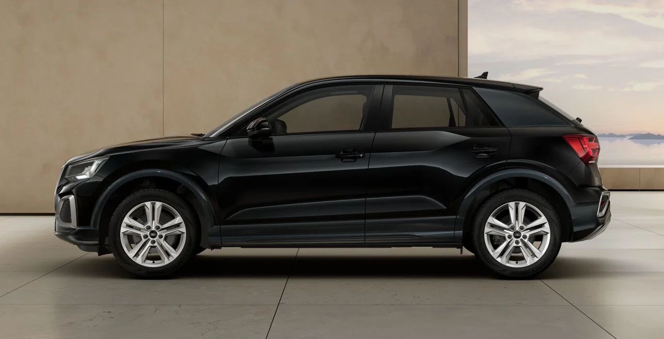 Audi Q2 Advanced 30 TFSI 116cv lateral | Crazy Renting