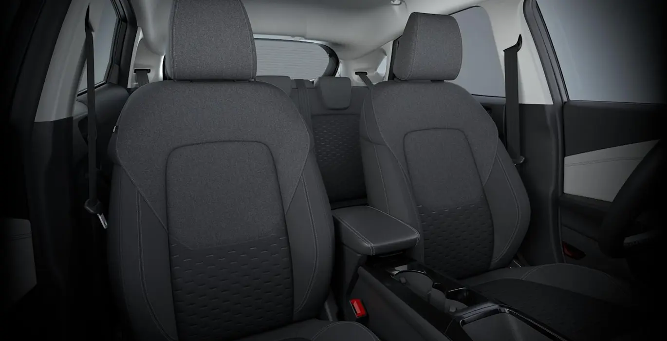 FORD Puma Gen-E 100% Eléctrico 168CV 6 FORD Puma Gen E 100 Electrico 168CV interior trasera | Crazy Renting