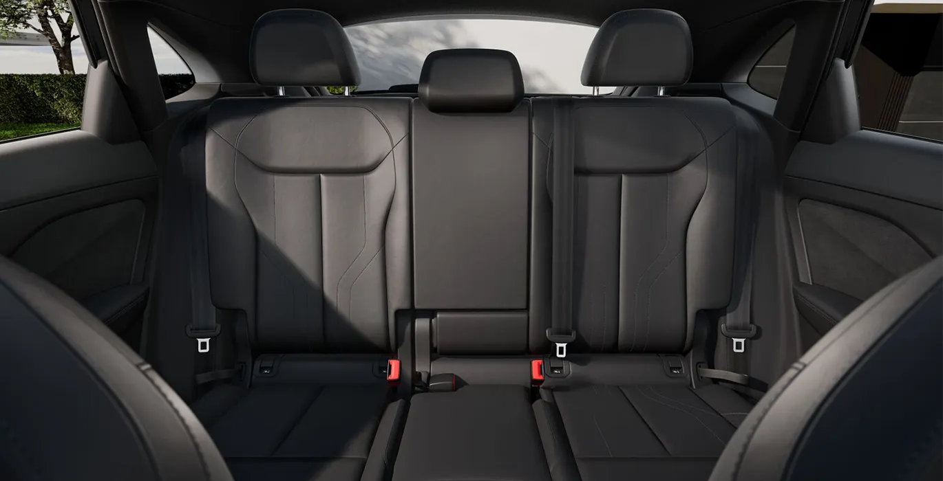 Audi Q3 Sportback S Line TDI S Tronic 6 Audi Q3 Sportback S Line TDI S Tronic interior trasera | Crazy Renting