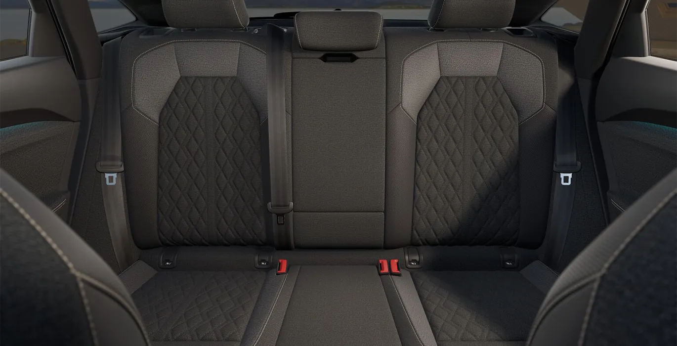 Audi Q5 Sportback S Line TFSI S Tronic 6 Audi Q5 Sportback S Line TFSI S Tronic interior trasera | Crazy Renting