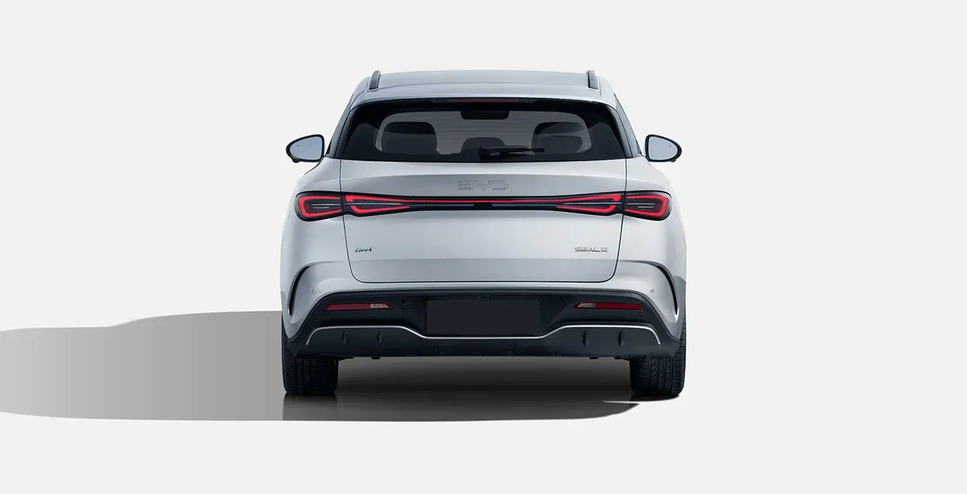 BYD Seal 6 DM-I Comfort Touring 2 BYD Seal 6 DM I Boost Touring trasera blanco | Crazy Renting