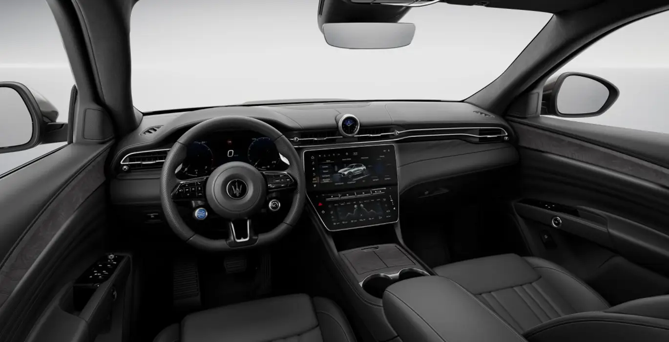 MASERATI Grecale L4 MHEV AWD 4 MASERATI Grecale L4 MHEV AWD interior delantera | Crazy Renting
