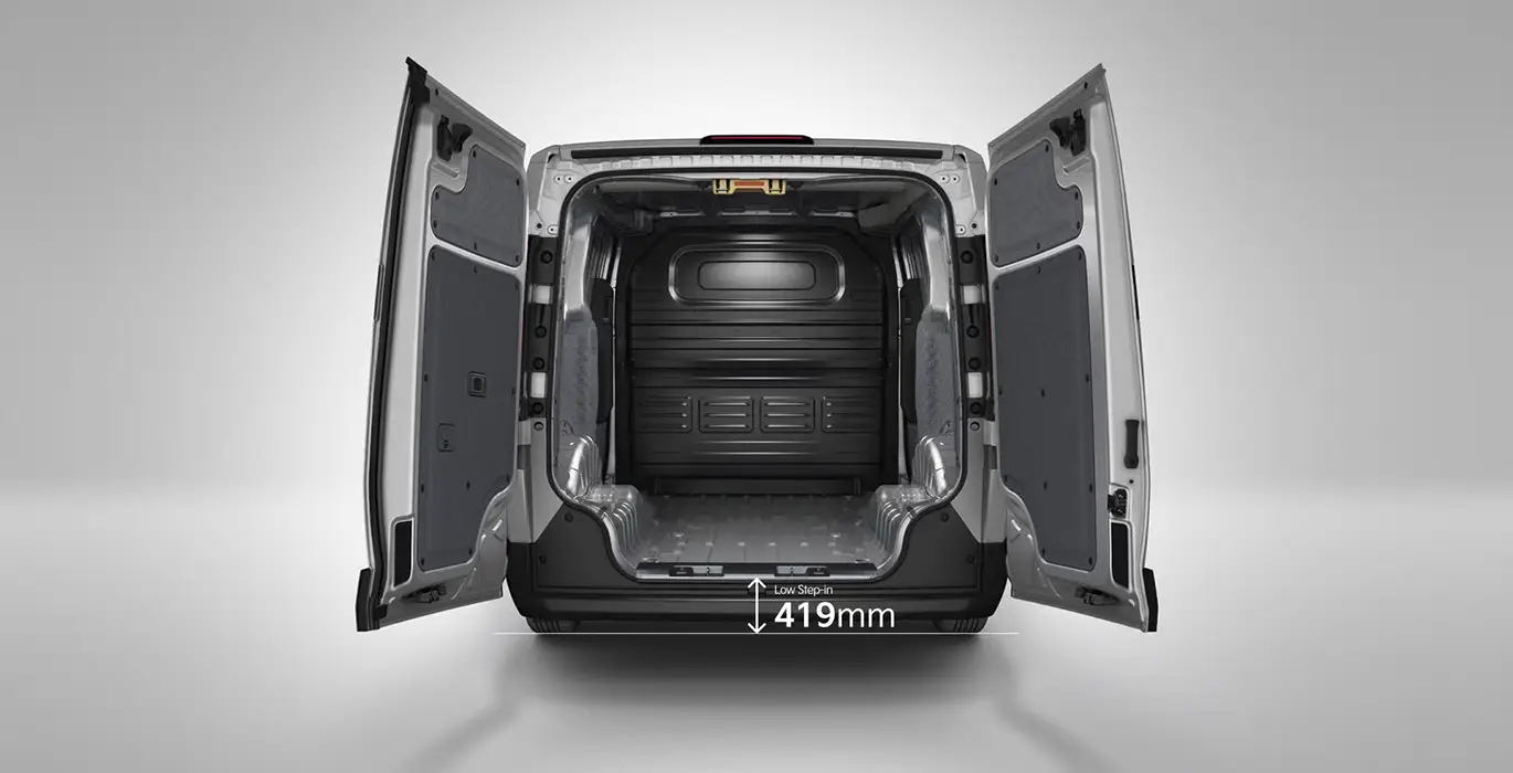 KIA PV5 Cargo L2H1 Long Range Plus 5 KIA PV5 Cargo L2H1 Long Range Plus trasera II | Crazy Renting