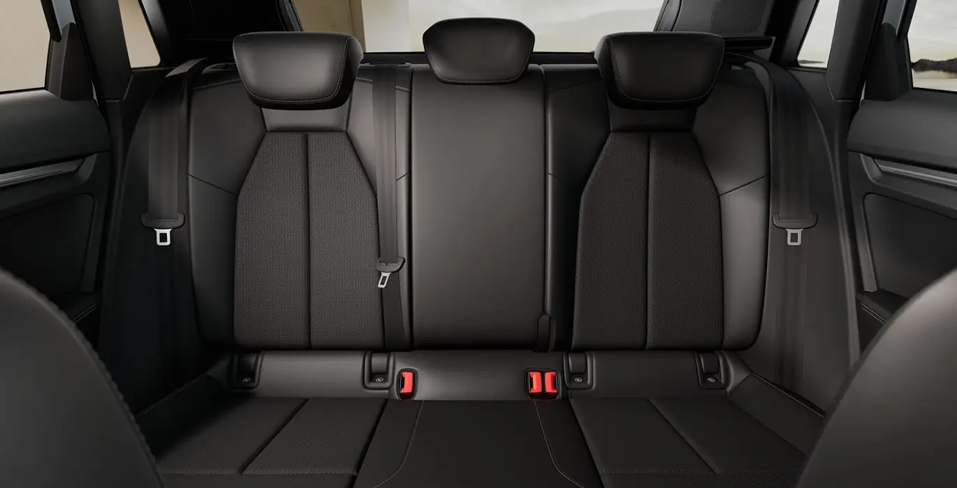 AUDI A3 Sportback S Line TFSIe 150kW S Tronic 6 AUDI A3 Sportback S Line TFSIe 150kW S Tronic interior trasera | Crazy Renting