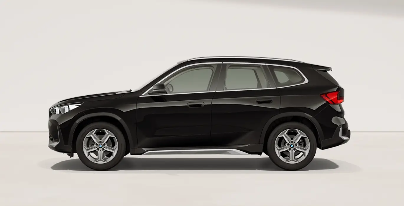 BMW X1 sDrive20d xLine 120kW - Canarias 3 BMW X1 sDrive20d xLine 120kW lateral | Crazy Renting