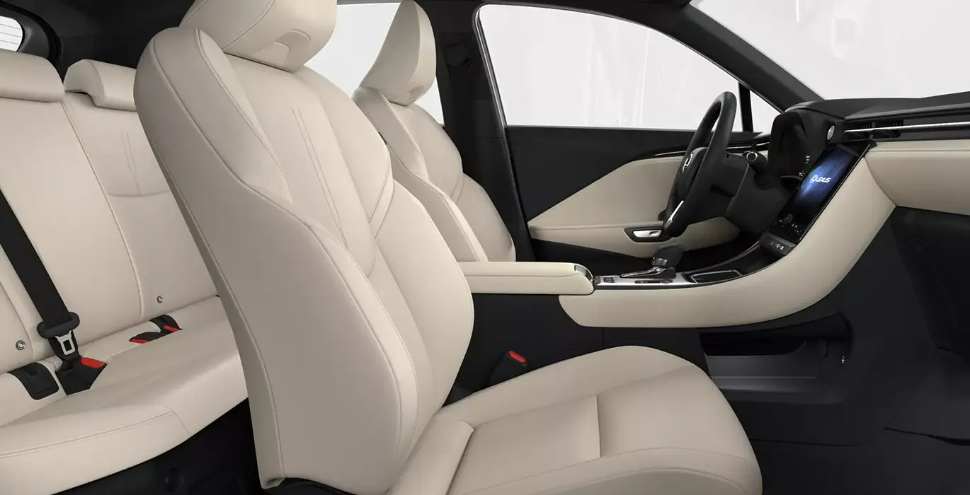 Lexus LBX 1.5 HEV Elegant 5 Lexus LBX 1.5 HEV Elegant interior delantera II | Crazy Renting