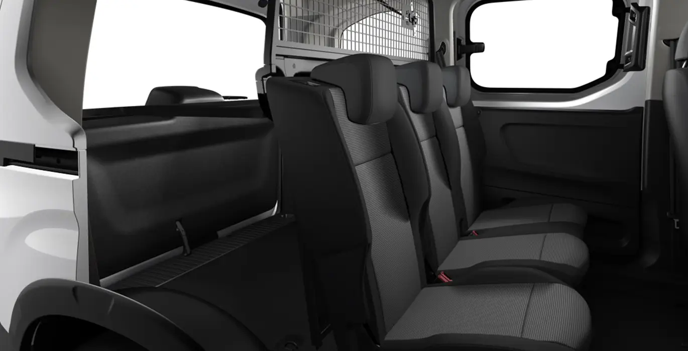 PEUGEOT Rifter Active Business Standard N1 BlueHDi 100 S&S 6 PEUGEOT RIFTER ACTIVE BUSINESS STANDARD BHDI 100 MANUAL interior trasera | Crazy Renting