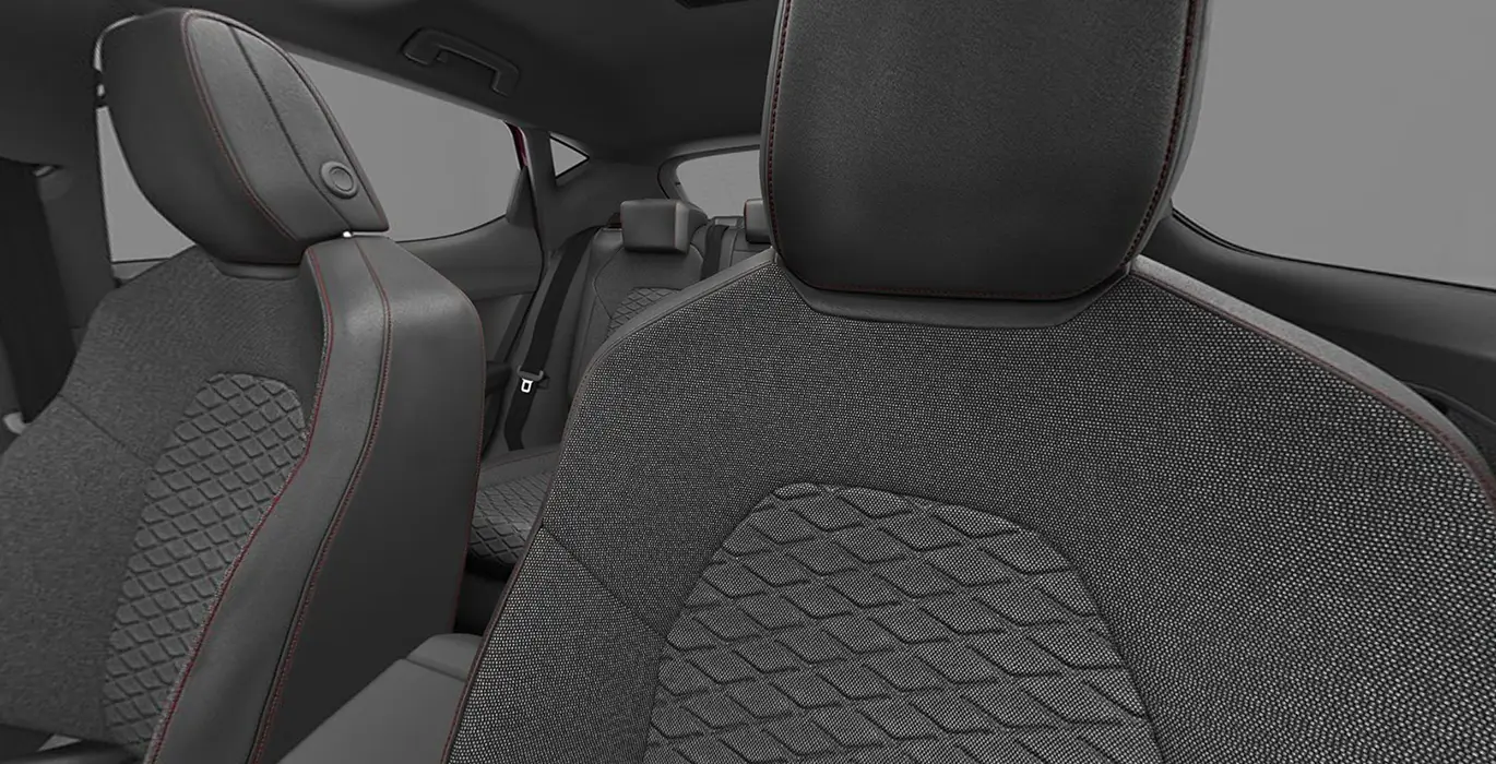 Seat León 1.5 TSI (150CV) FR Special Edition 6 Seat Leon 1.5 TSI 150CV FR Special Edition interior trasera | Crazy Renting