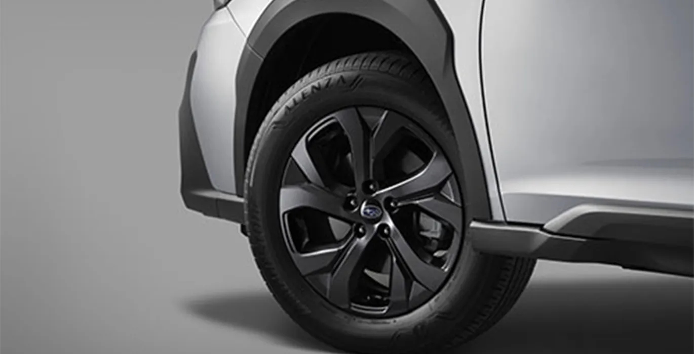 Subaru Outback 2.5 Touring Lineatronic 3 Subaru Outback 2.5 Touring Lineatronic rueda | Crazy Renting