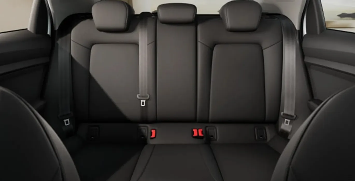 AUDI A1 Sportback Adrenalin 30 TFSI S Tron 85kW 5 AUDI A1 Sportback Adrenalin 30 TFSI S Tron 85kW interior trasera | Crazy Renting