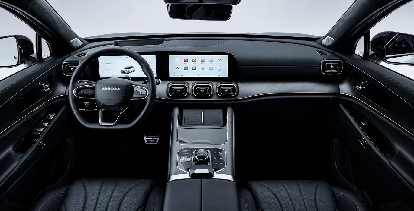 Jaecoo 8 PHEV Exclusive 1.5 TGDI 3DHT AWD 7p. 5 Jaecoo 8 PHEV Exclusive 1.5 TGDI 3DHT AWD 7p. interior delantera | Crazy Renting