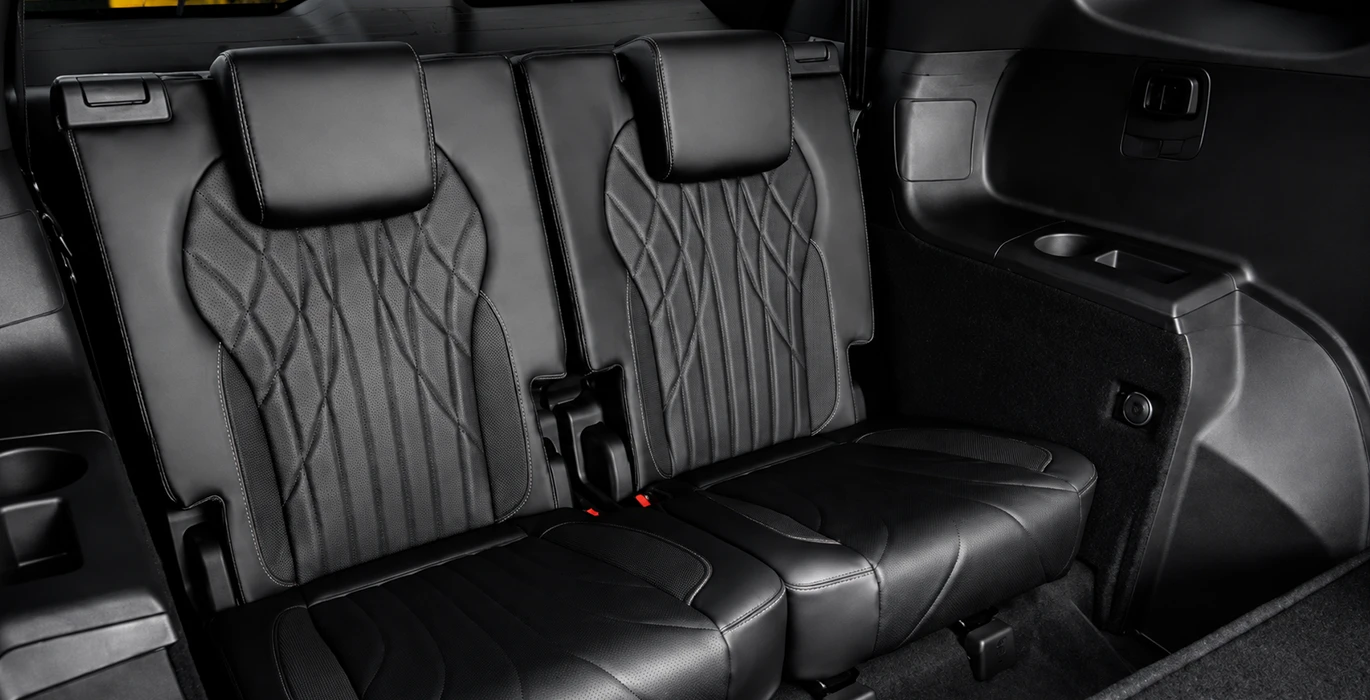 Jaecoo 8 PHEV Exclusive 1.5 TGDI 3DHT AWD 7p. 6 Jaecoo 8 PHEV Exclusive 1.5 TGDI 3DHT AWD 7p. interior trasera | Crazy Renting