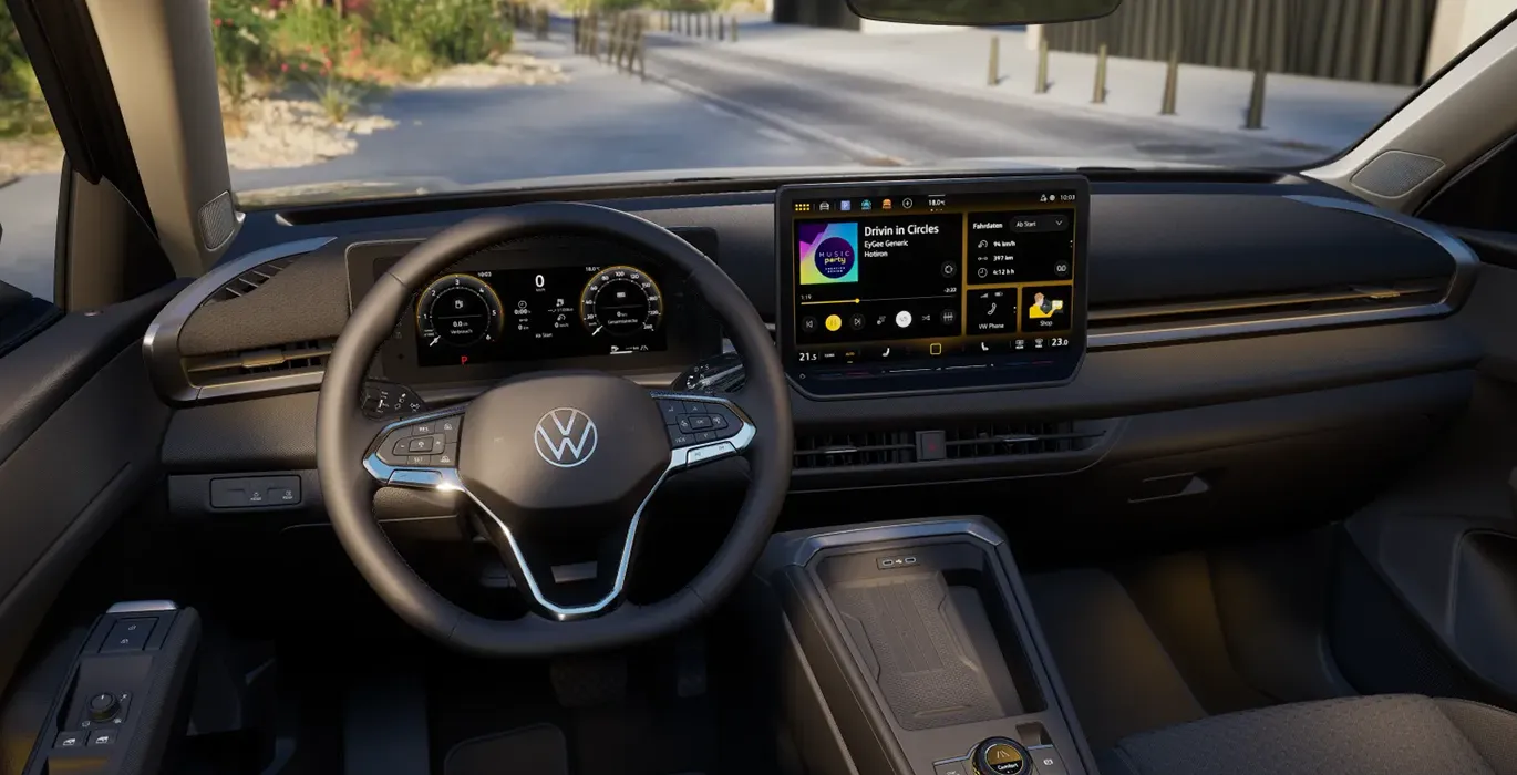 Volkswagen T-ROC "Más" 1.5 eTSI DSG 4 Volkswagen T ROC Mas 1.5 eTSI DSG interior delantera | Crazy Renting