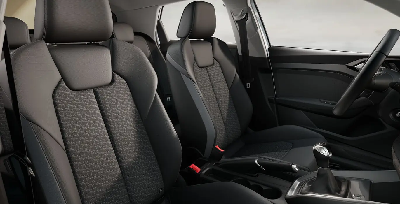 AUDI A1 Allstreet 30 TFSI II interior delantera II | Crazy Renting