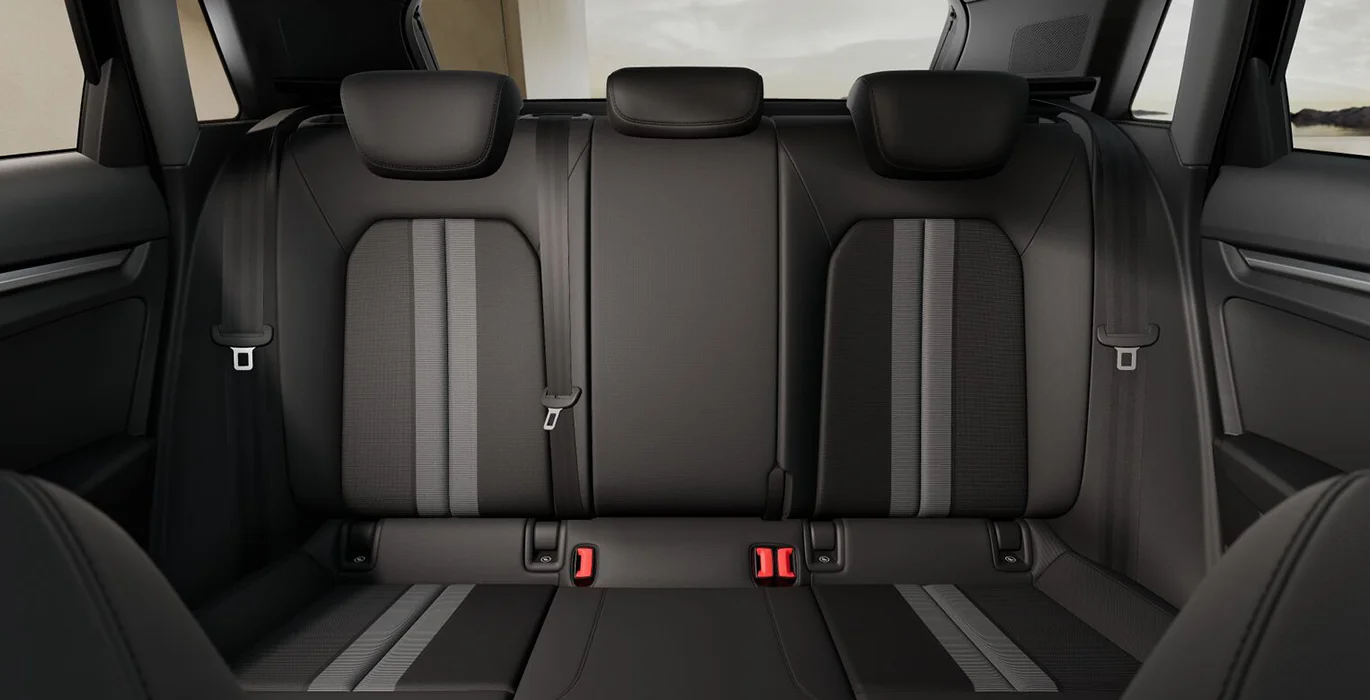 AUDI A3 Sportback 30 TFSI Advanced S tronic 6 AUDI A3 Sportback 30 TFSI Advanced S tronic interior trasera | Crazy Renting