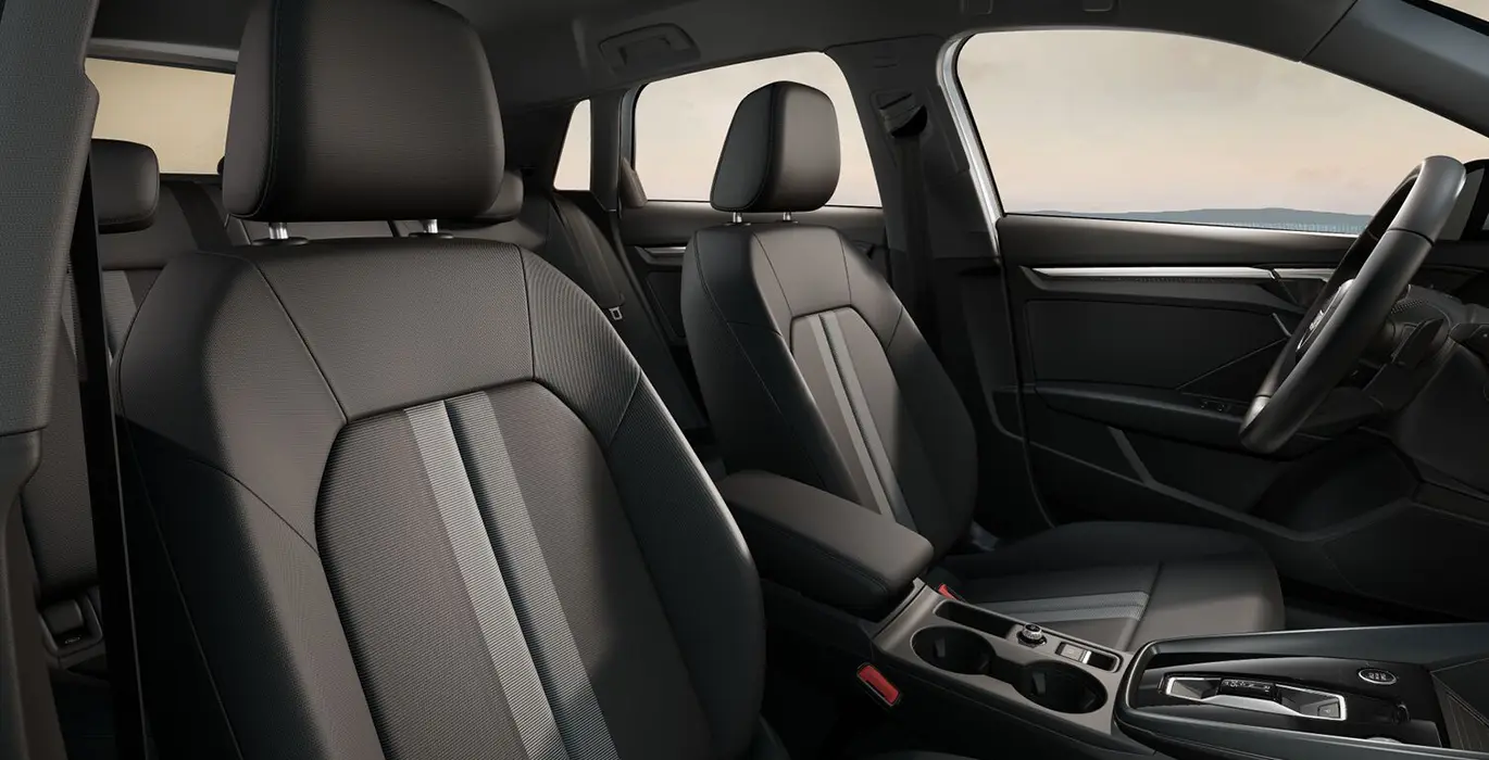 AUDI A3 Sportback Advanced 35 TFSI S Tronic interior delantera II | Crazy Renting