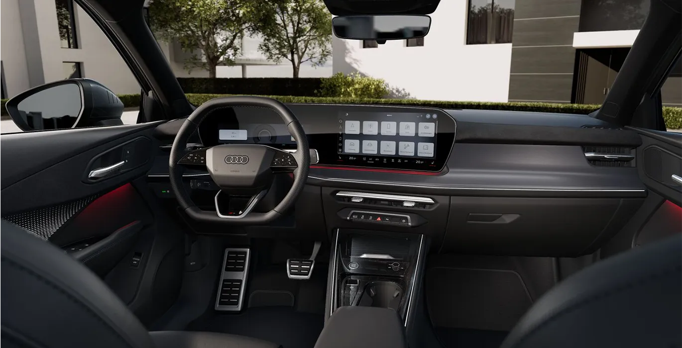 Audi Q3 S Line TFSI Stronic interior delantera | Crazy Renting