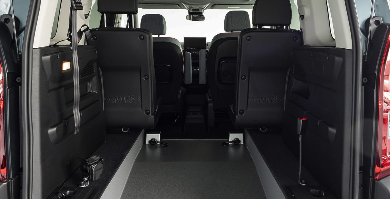 Citroen Berlingo Talla M BlueHDi 100 YOU L1 N1 Adaptado 6 Citroen Berlingo Talla M BlueHDi 100 YOU L1 N1 Adaptado interior asientos | Crazy Renting