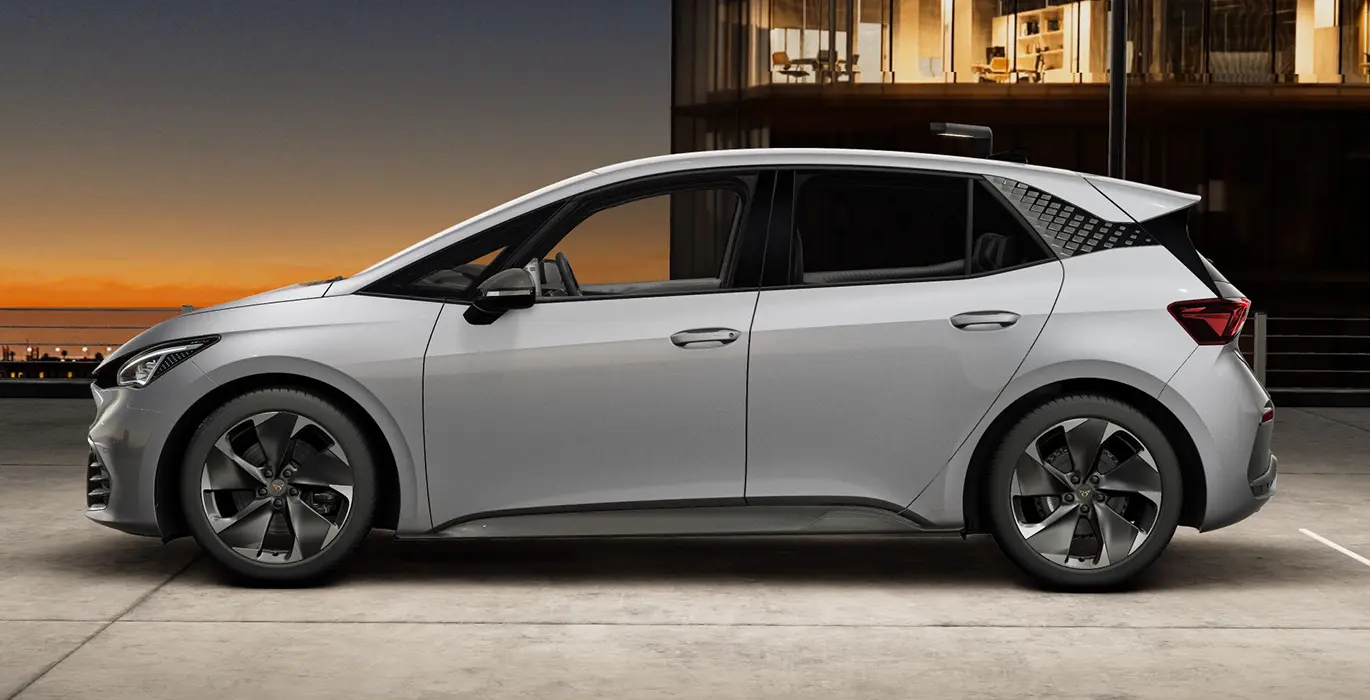 Cupra Born e Boost Pack Advanced Plus lateral | Crazy Renting