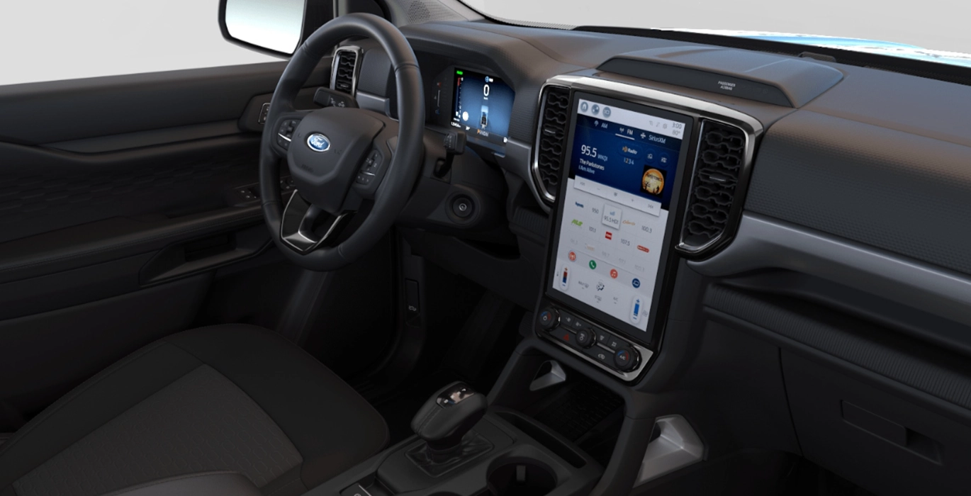 FORD Ranger XLT Doble Cabina 2.3 TVCT PHEV 280CV Automatica interior delantera II | Crazy Renting