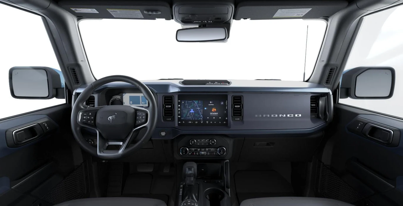 Ford Bronco Outer Banks 2.7 EcoBoost 335cv Automatico 4x4 interior delantera | Crazy Renting