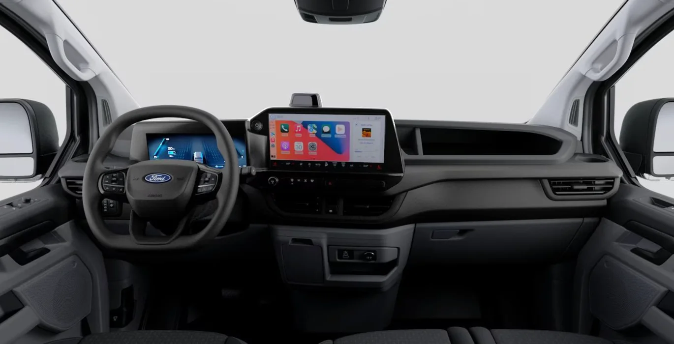 Ford Transit Custom Van BEV 83kWh 100kW 320 L1 Trend interior delantera II | Crazy Renting