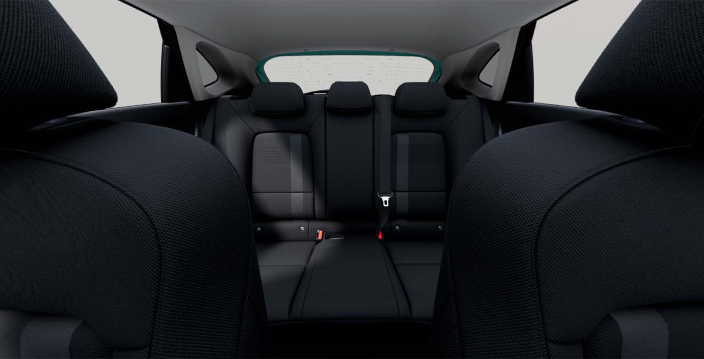 Hyundai i20 1.0 T GDi 100CV 6MT Klass MY25 interior trasera 1 | Crazy Renting