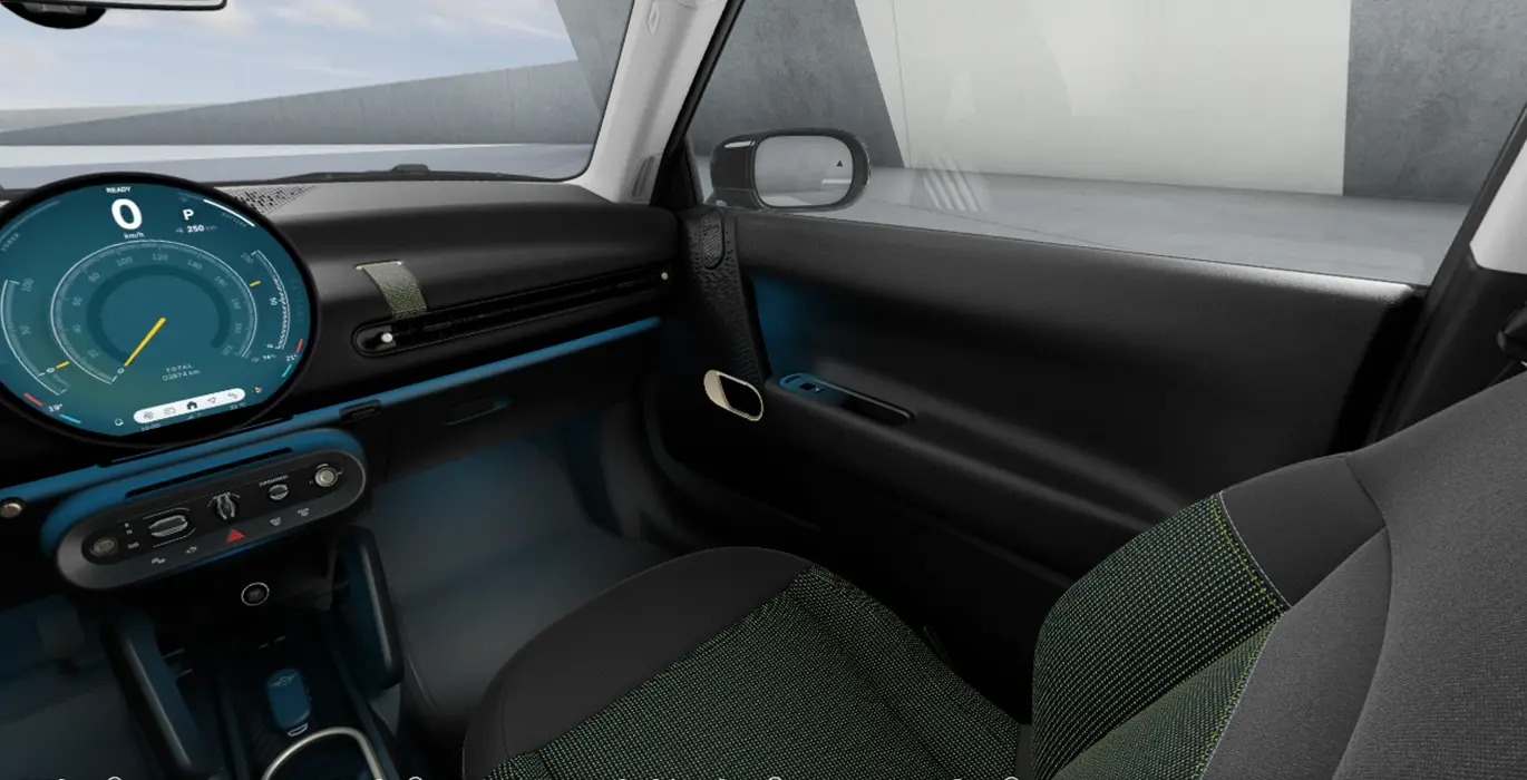 MINI Cooper SE Essential interior delantera II | Crazy Renting