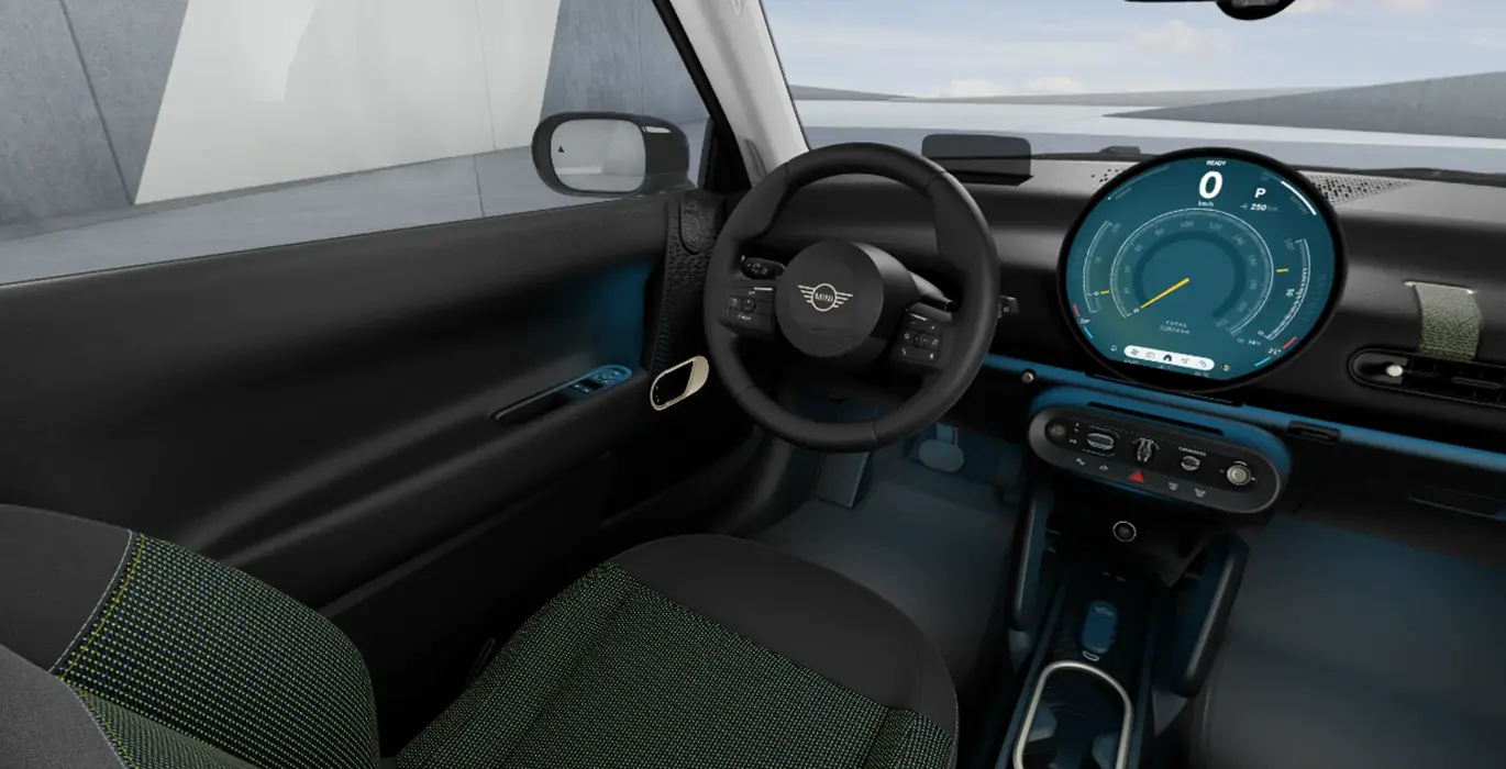MINI Cooper SE Essential interior delantera | Crazy Renting
