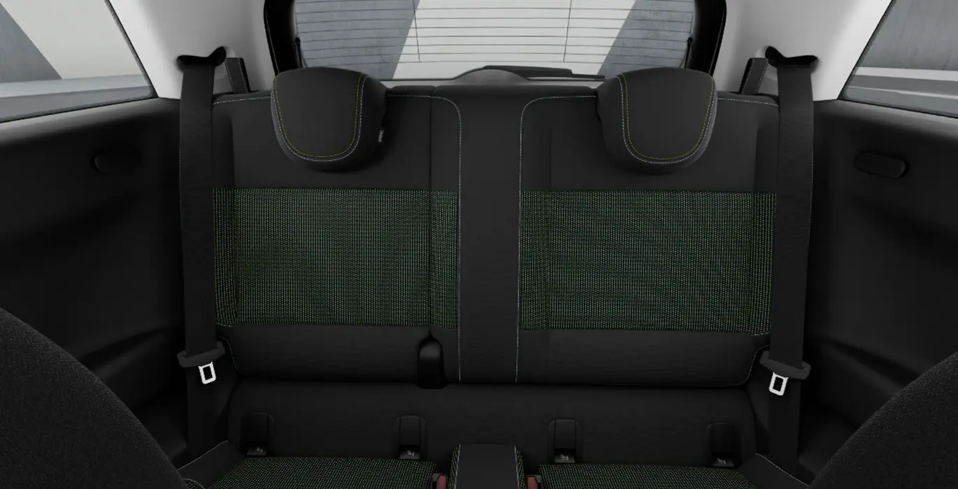 MINI Cooper SE Essential interior trasera | Crazy Renting