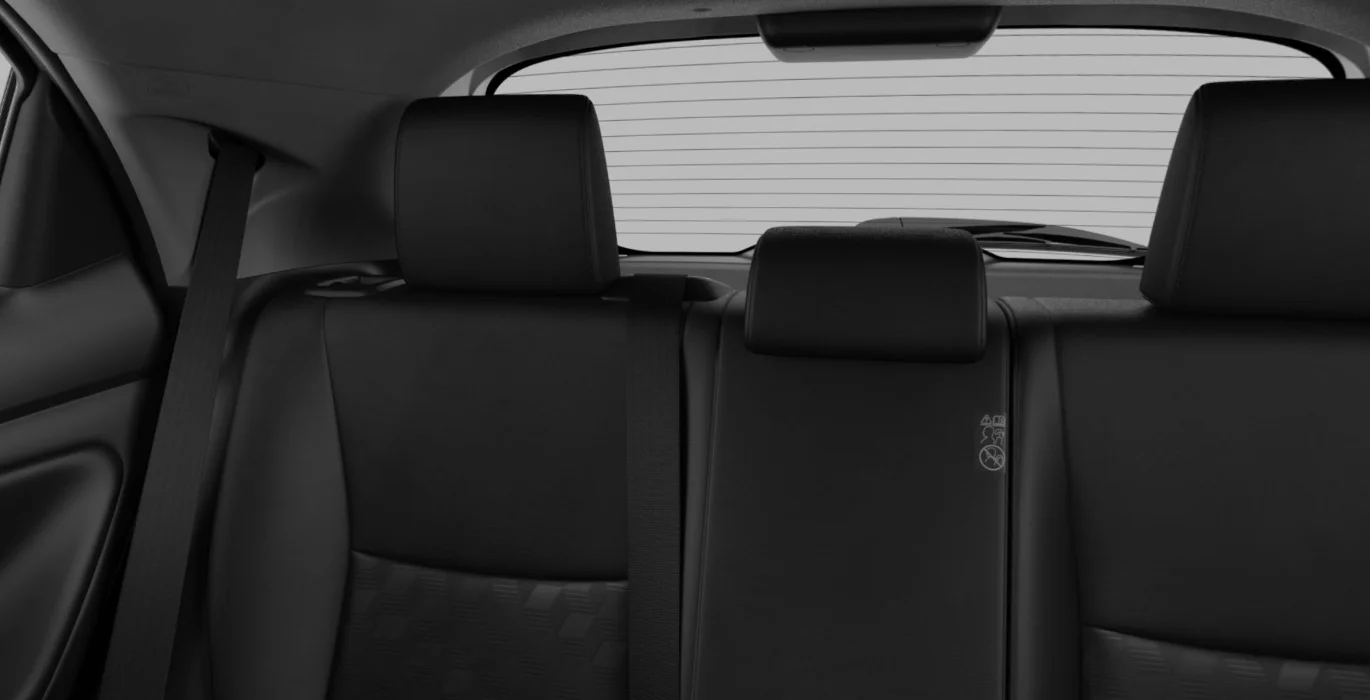 Mazda 2 Hybrid 1.5 85kW 116CV CVT Centre Line interior trasera | Crazy Renting