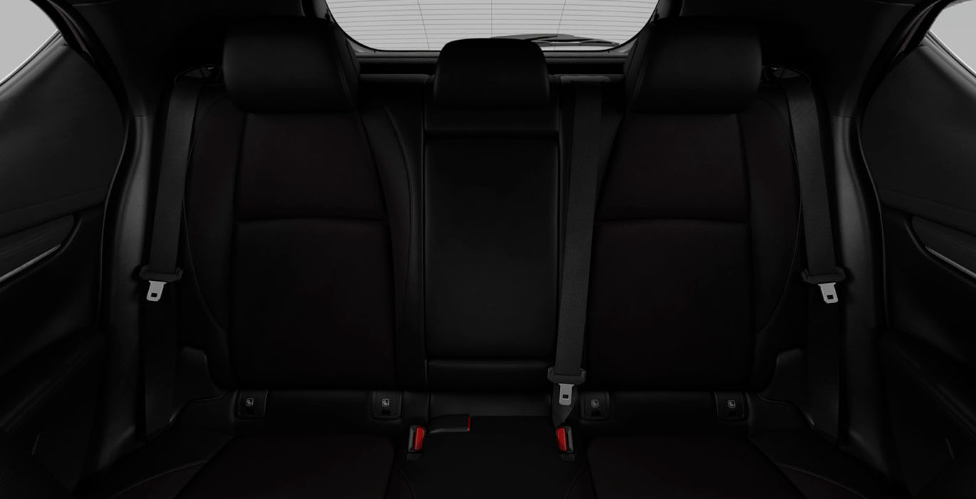 Mazda 3 E Sky G MHEV Centre Line interior trasera | Crazy Renting