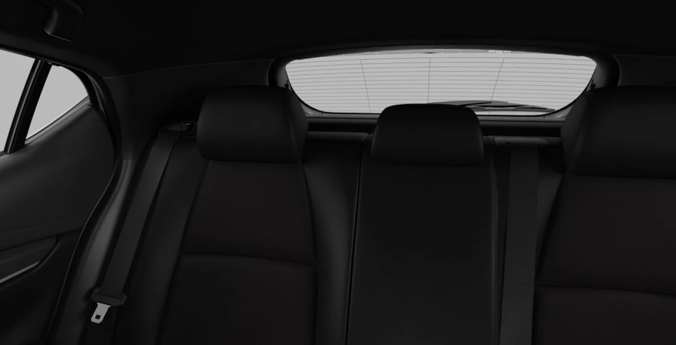 Mazda 3 e SKYACTIV 140CV Automatico Prime Line 2wd interior trasera | Crazy Renting