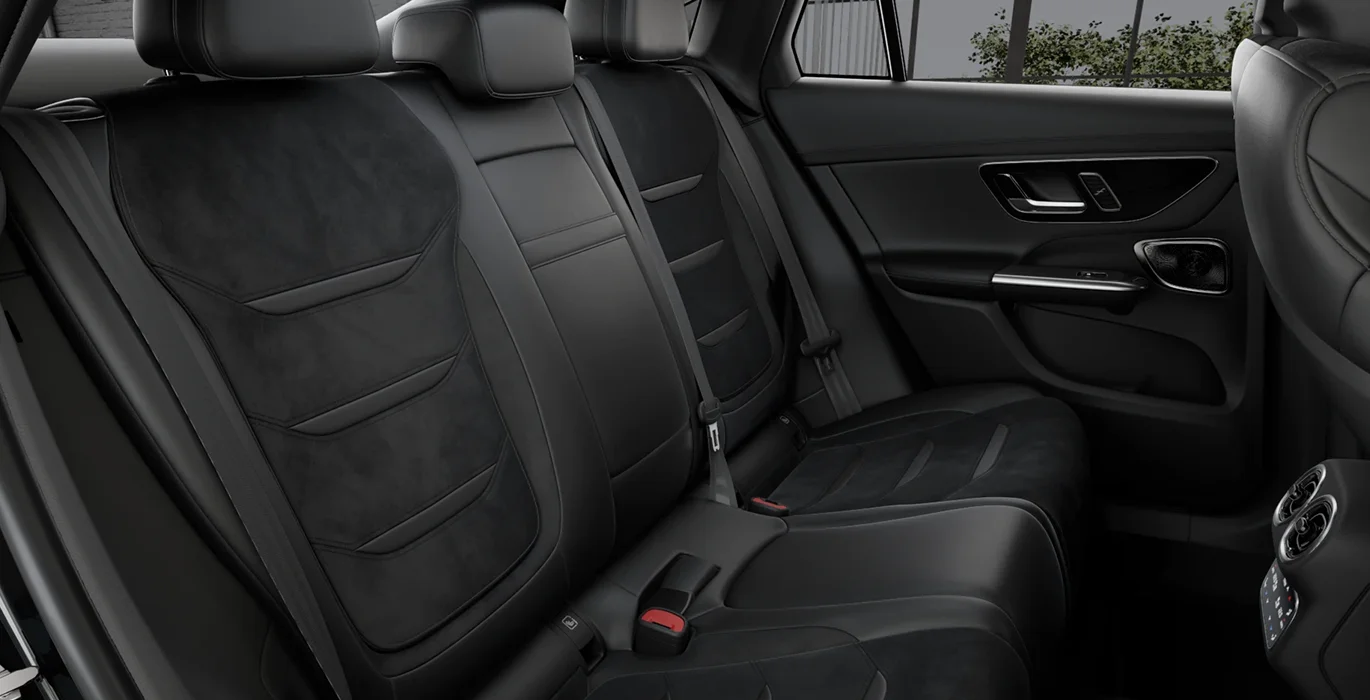 Mercedes AMG GLC Coupe 63 S E Performance interior trasera | Crazy Renting