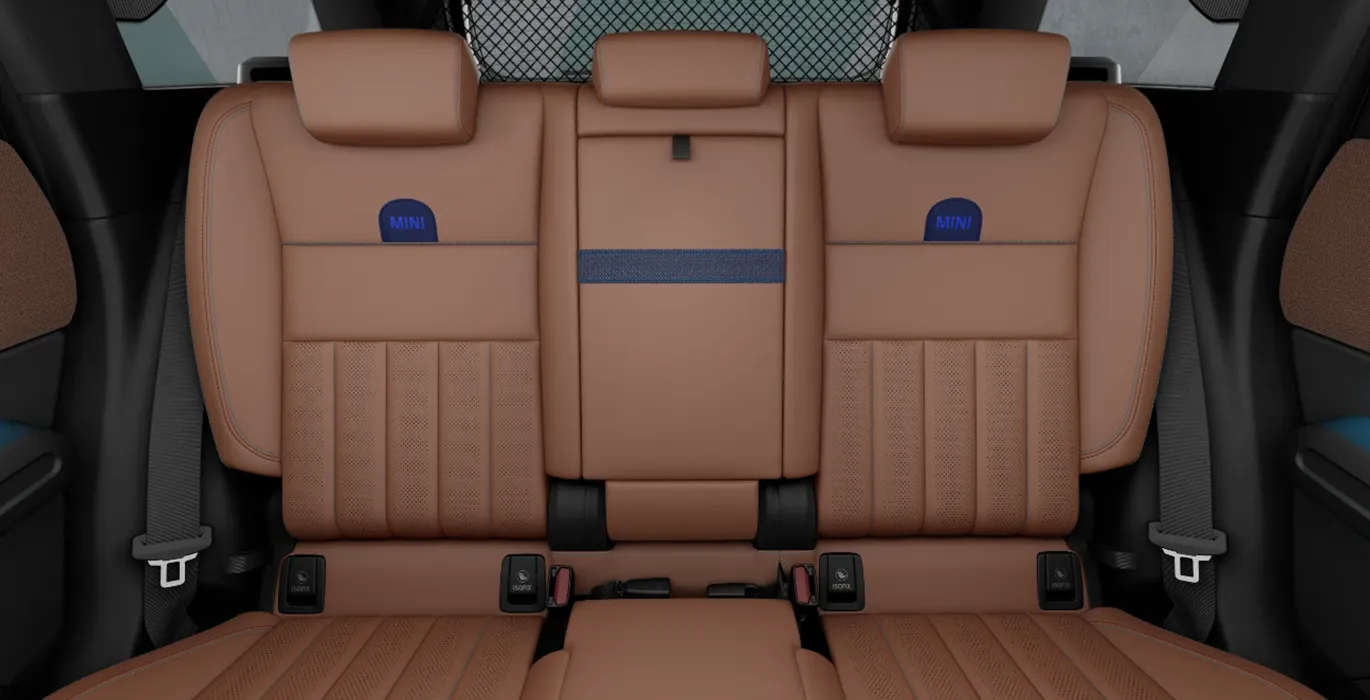 Mini Countryman D Favoured 120kW interior trasera | Crazy Renting