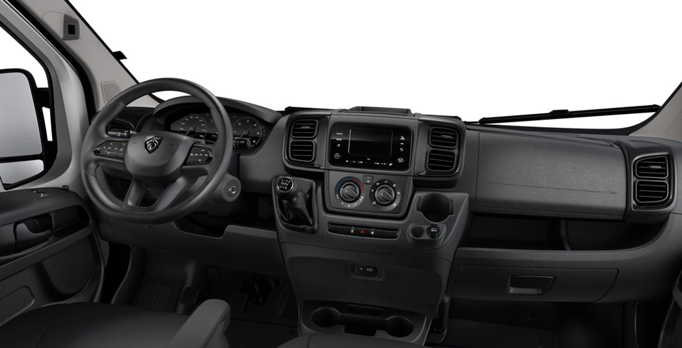Peugeot Boxer Caja Paquetera Porton L3 3.5T Max BlueHDi 180 SS 6vel interior delantera | Crazy Renting