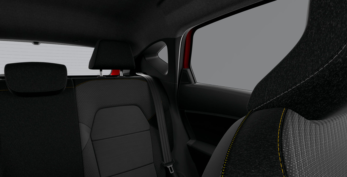 RENAULT CAPTUR TECNHO TCE EDC MHEV interior trasera | Crazy Renting