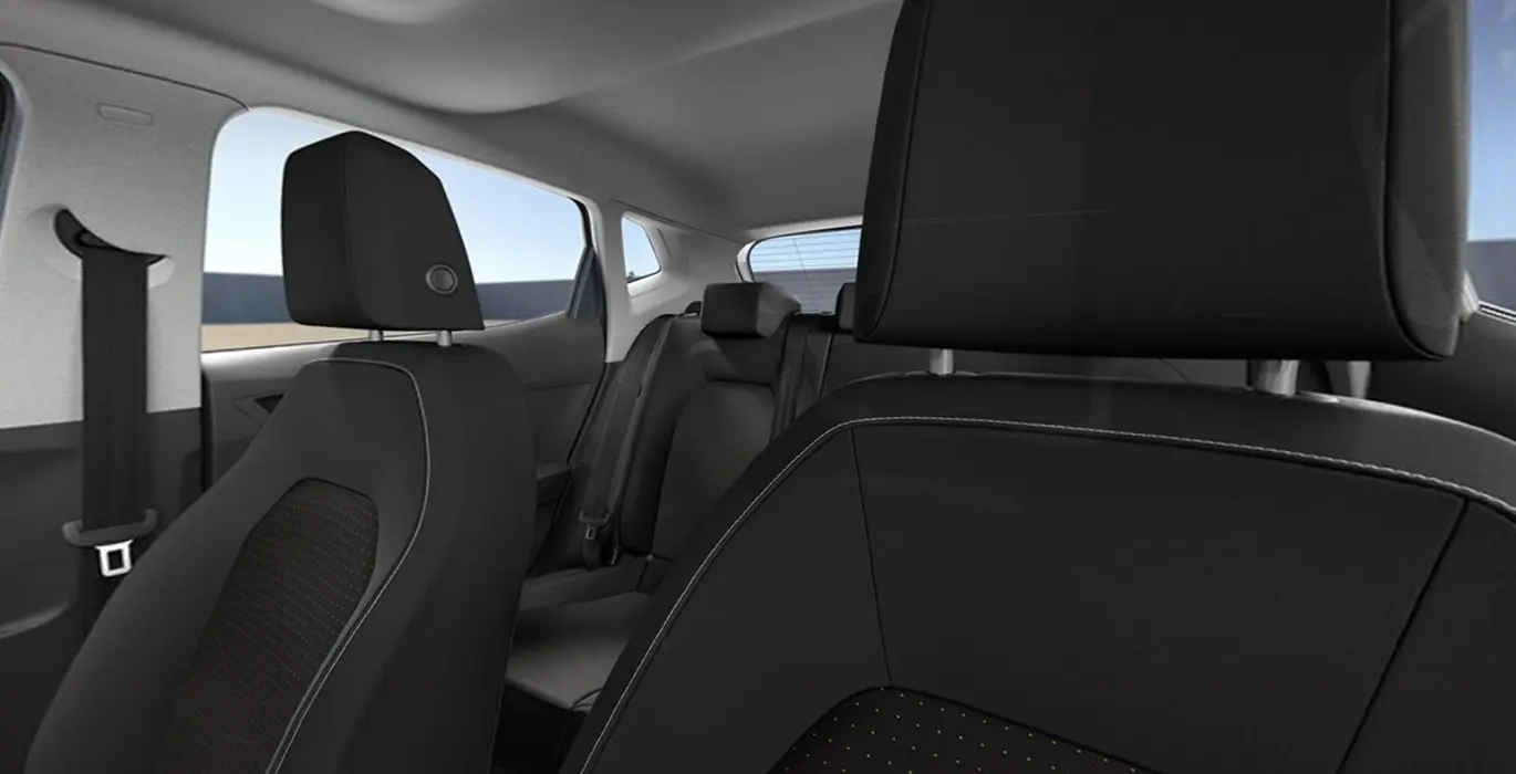 SEAT Ibiza 1.0 TSI Style XL SS interior trasera | Crazy Renting